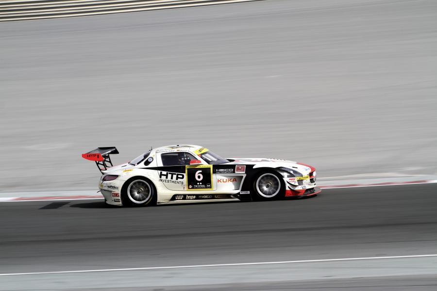  Mercedes-Benz SLS AMG GT3 24h Dubai 2012 года  (фото 4 из 6)